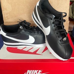 Nike Cortez